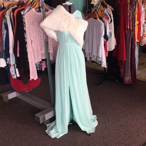 David’s Bridal size 2 F18055 mint gown